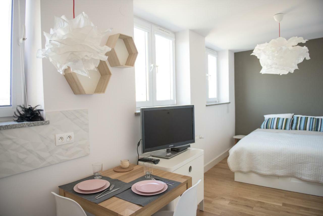 Willow Pillow Nowowiejska Warsaw Ngoại thất bức ảnh